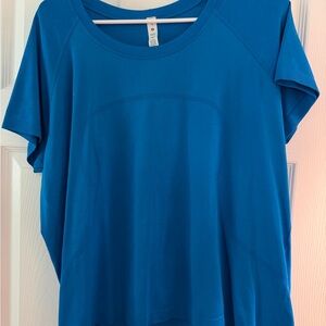 Lululemon Swiftly short sleeve
